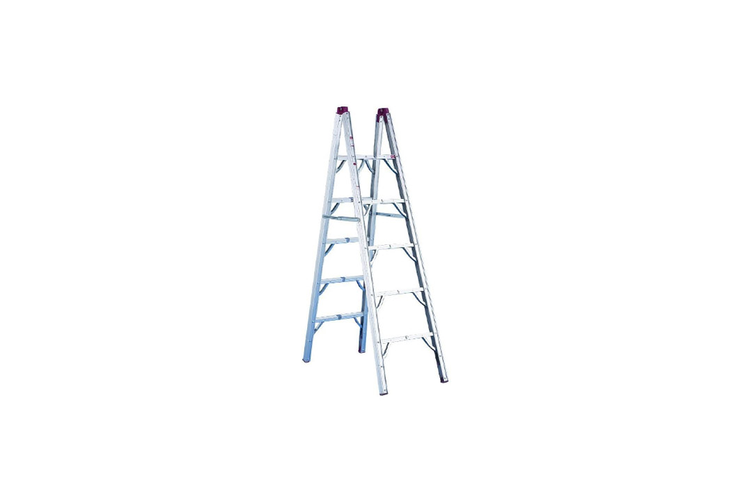 6' Compact Folding Ladder