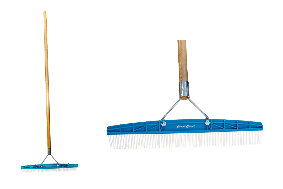 Carpet Rake by Grandi Groom